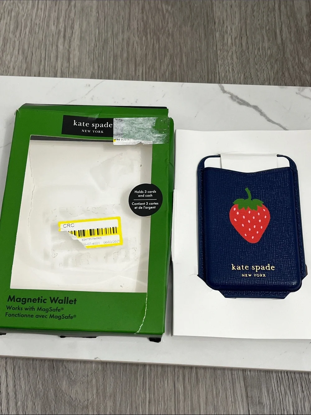 Kate Spade New York magnetic wallet strawberry